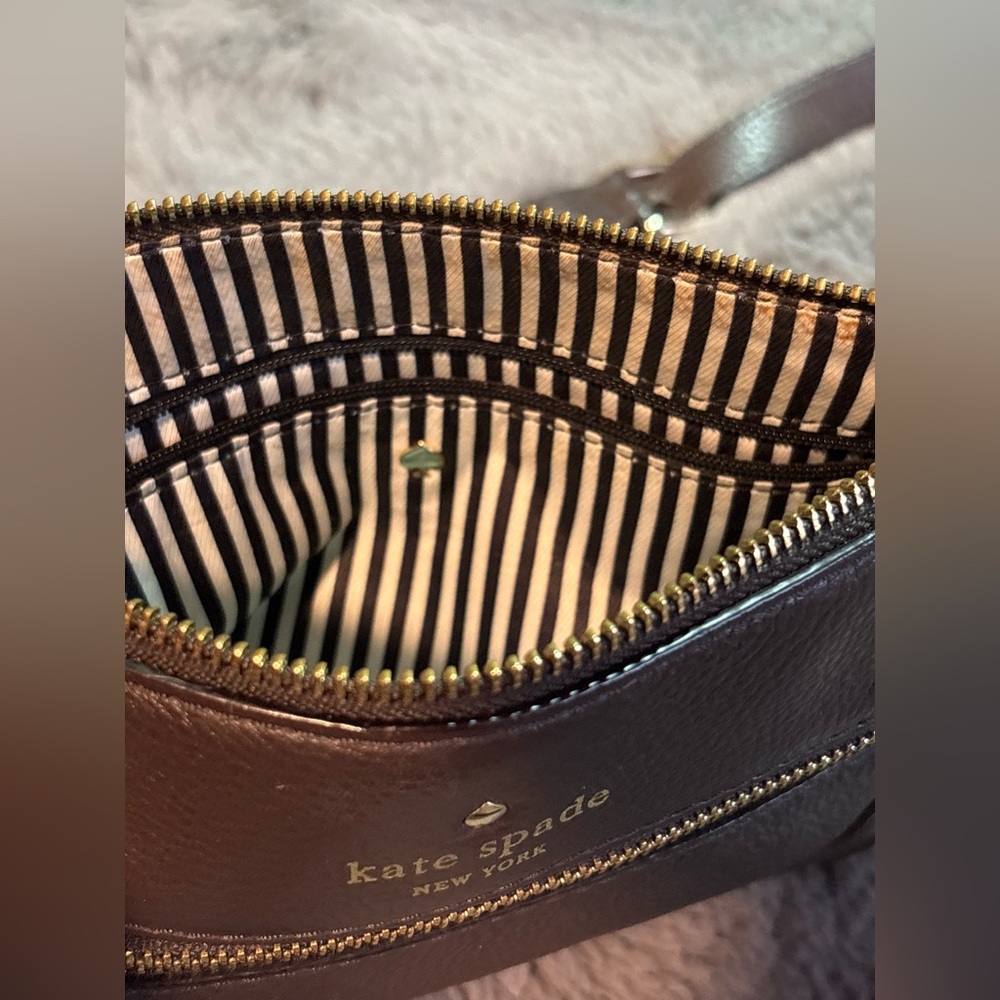 Kate Spade New York Pebbled Leather Crossbody Purse/ Bag In Mocha Brown - Picture 13 of 16
